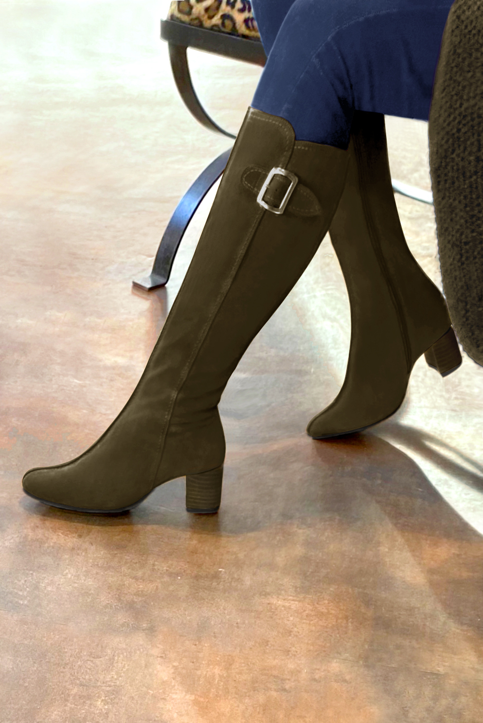 Khaki green women's knee-high boots with buckles.. Made to measure. Worn view - Florence KOOIJMAN